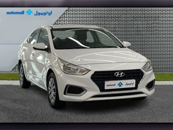 Hyundai  Accent  1.6  2020  Automatic  74,181 Km  4 Cylinder  Front Wheel Drive (FWD)  Sedan  White