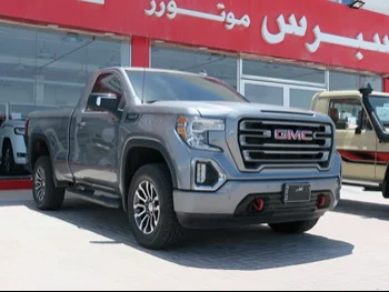 GMC  Sierra  AT4  2020  Automatic  68,000 Km  8 Cylinder  Four Wheel Drive (4WD)  Pick Up  Gray