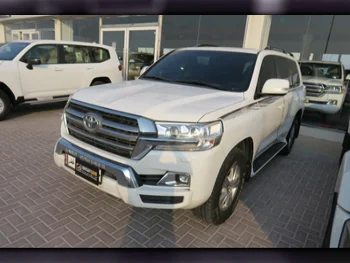  Toyota  Land Cruiser  GXR  2019  Automatic  102,000 Km  6 Cylinder  Four Wheel Drive (4WD)  SUV  White  With Warranty