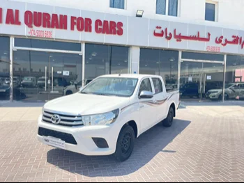 Toyota  Hilux  2019  Automatic  255,000 Km  4 Cylinder  Four Wheel Drive (4WD)  Pick Up  White  With Warranty