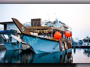 قارب خشب سنبوك الطول 96 قدم  بني  2016