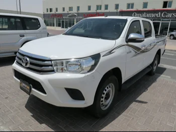 Toyota  Hilux  2016  Automatic  150,000 Km  4 Cylinder  Four Wheel Drive (4WD)  Pick Up  White