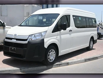 Toyota  Hiace  2023  Manual  4,800 Km  4 Cylinder  Rear Wheel Drive (RWD)  Van / Bus  White  With Warranty
