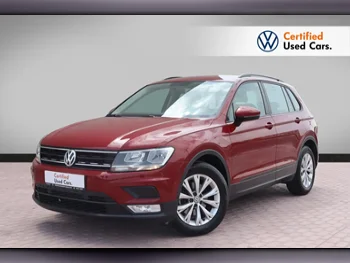Volkswagen  Tiguan  1.4 TSI  2017  Automatic  60,550 Km  4 Cylinder  Front Wheel Drive (FWD)  SUV  Red  With Warranty