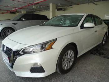 Nissan  Altima  2020  Automatic  4,000 Km  4 Cylinder  Front Wheel Drive (FWD)  Sedan  White  With Warranty