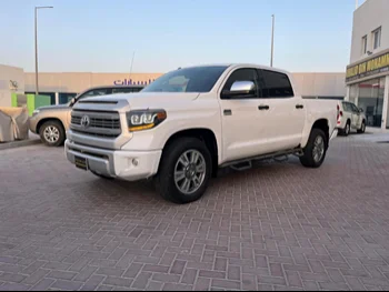 Toyota  Tundra  Edition 1794  2014  Automatic  147,000 Km  8 Cylinder  Four Wheel Drive (4WD)  Pick Up  White  With Warranty