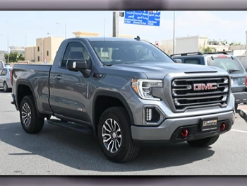 GMC  Sierra  AT4  2021  Automatic  68,000 Km  8 Cylinder  Four Wheel Drive (4WD)  Pick Up  Gray