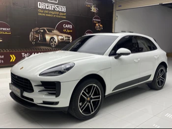 Porsche  Macan  2021  Automatic  18,000 Km  6 Cylinder  Four Wheel Drive (4WD)  SUV  White  With Warranty