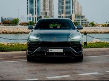 Lamborghini  Urus  2019  Automatic  84,000 Km  8 Cylinder  Four Wheel Drive (4WD)  SUV  Dark Gray  With Warranty