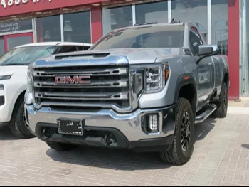 GMC  Sierra  2500 HD  2020  Automatic  25,000 Km  8 Cylinder  Four Wheel Drive (4WD)  Pick Up  Silver