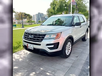Ford  Explorer  2016  Automatic  93,000 Km  6 Cylinder  Four Wheel Drive (4WD)  SUV  Silver