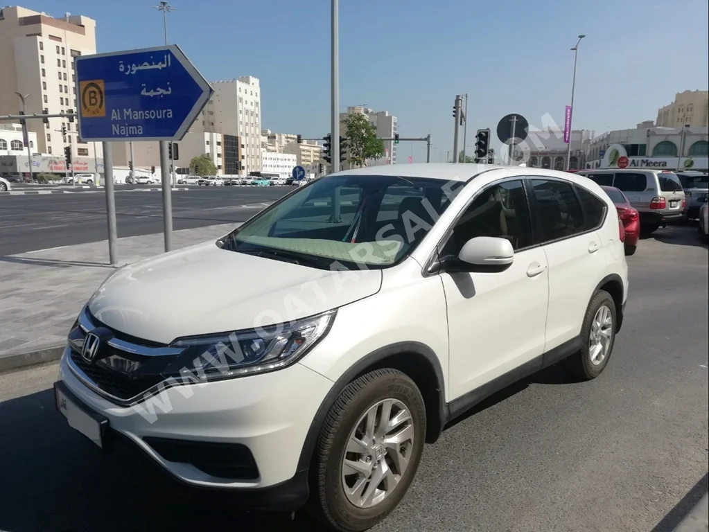 Honda  CRV  2016  Automatic  123,000 Km  4 Cylinder  Front Wheel Drive (FWD)  SUV  Pearl  With Warranty