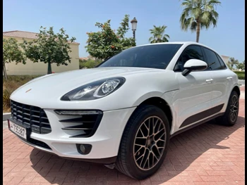 Porsche  Macan  2020  Automatic  59,000 Km  4 Cylinder  Four Wheel Drive (4WD)  SUV  White