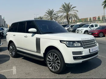 Land Rover  Range Rover  Vogue SE Super charged  2016  Automatic  130,000 Km  8 Cylinder  Four Wheel Drive (4WD)  SUV  White  With Warranty