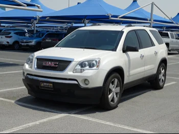 GMC  Acadia  2011  Automatic  138,000 Km  6 Cylinder  All Wheel Drive (AWD)  SUV  White  With Warranty