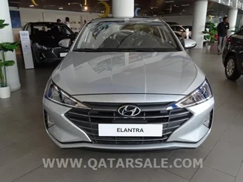 Hyundai  Elantra  Sedan  Silver  2019