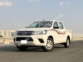 Toyota  Hilux  2023  Manual  0 Km  4 Cylinder  Front Wheel Drive (FWD)  Pick Up  White  With Warranty