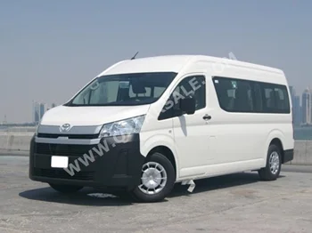 Toyota  Hiace  2023  Manual  0 Km  6 Cylinder  Rear Wheel Drive (RWD)  Van / Bus  White  With Warranty